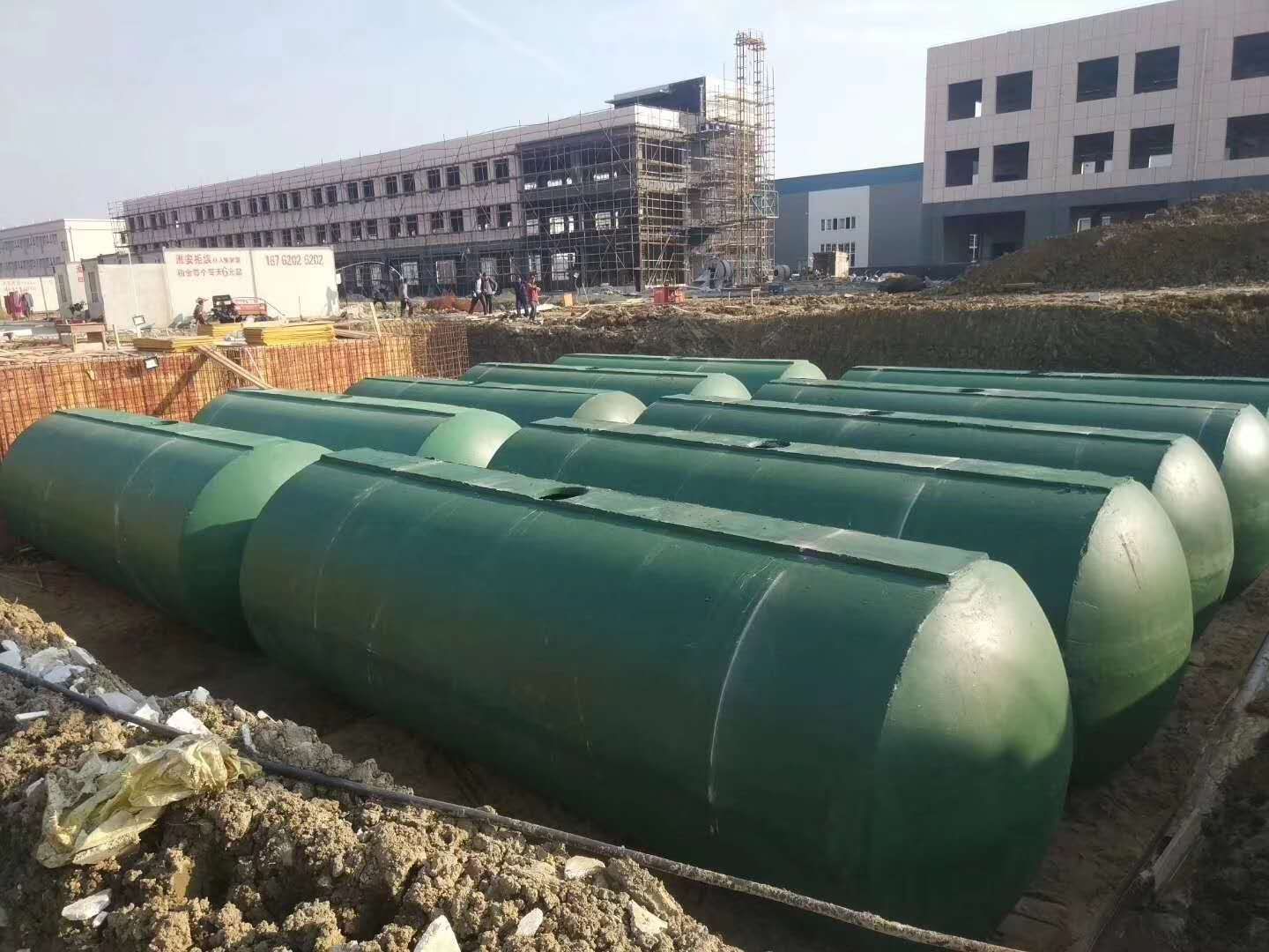 商砼一體式化糞池施工現(xiàn)場(chǎng)