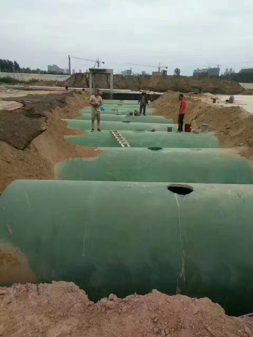 消防池、蓄水池、雨水收集池     萬(wàn)溢罐體應(yīng)用領(lǐng)域